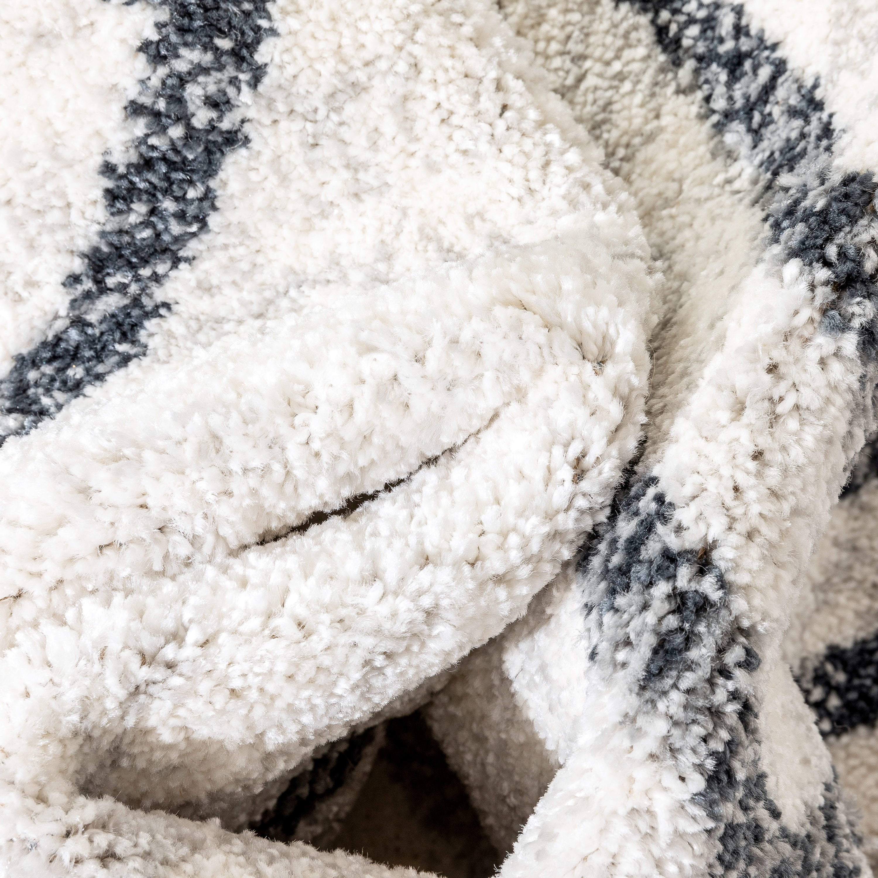 Well Woven Kennedy Chevron Area Rug, 6.58' x 9.25', Cotton Fringe For Authentic Look, Super Soft Pile, Durable, Easy To Clean