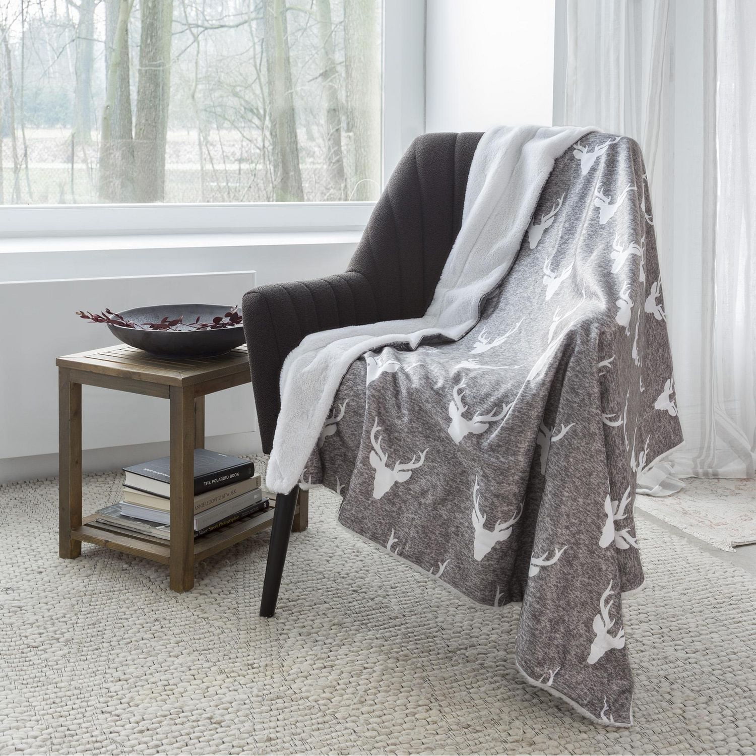 SAFDIE INC HD THROW RED BUFFALO