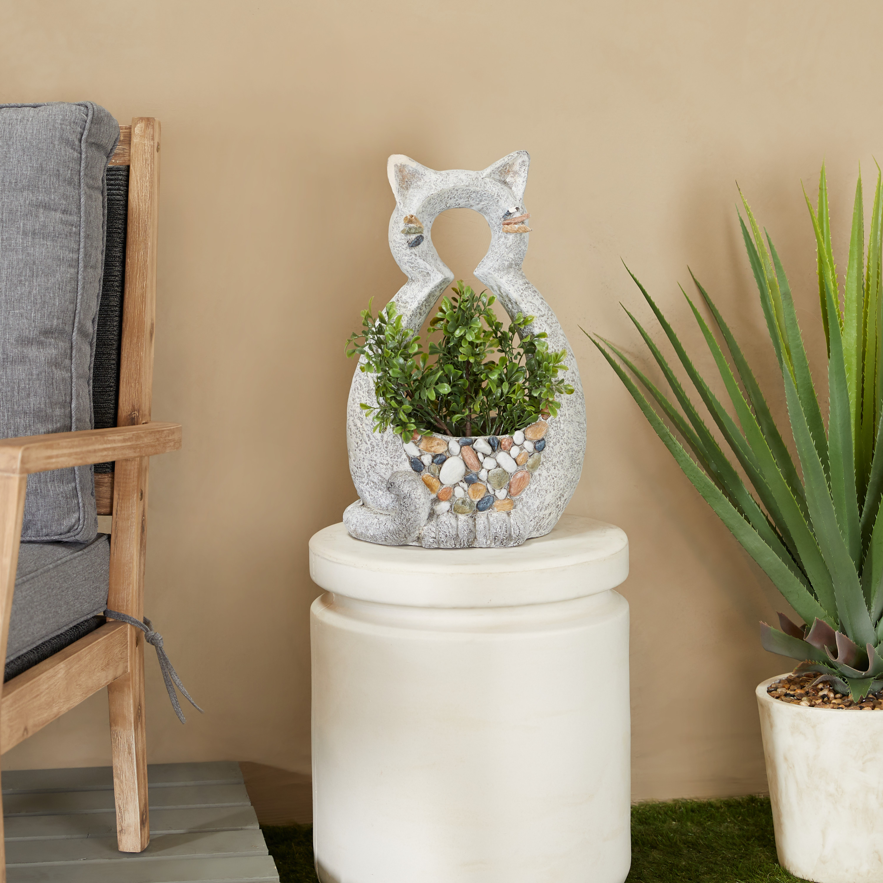 DecMode 13" x 18" Indoor Outdoor Gray Fiberglass Cat Planter with Stone Mosaic Design