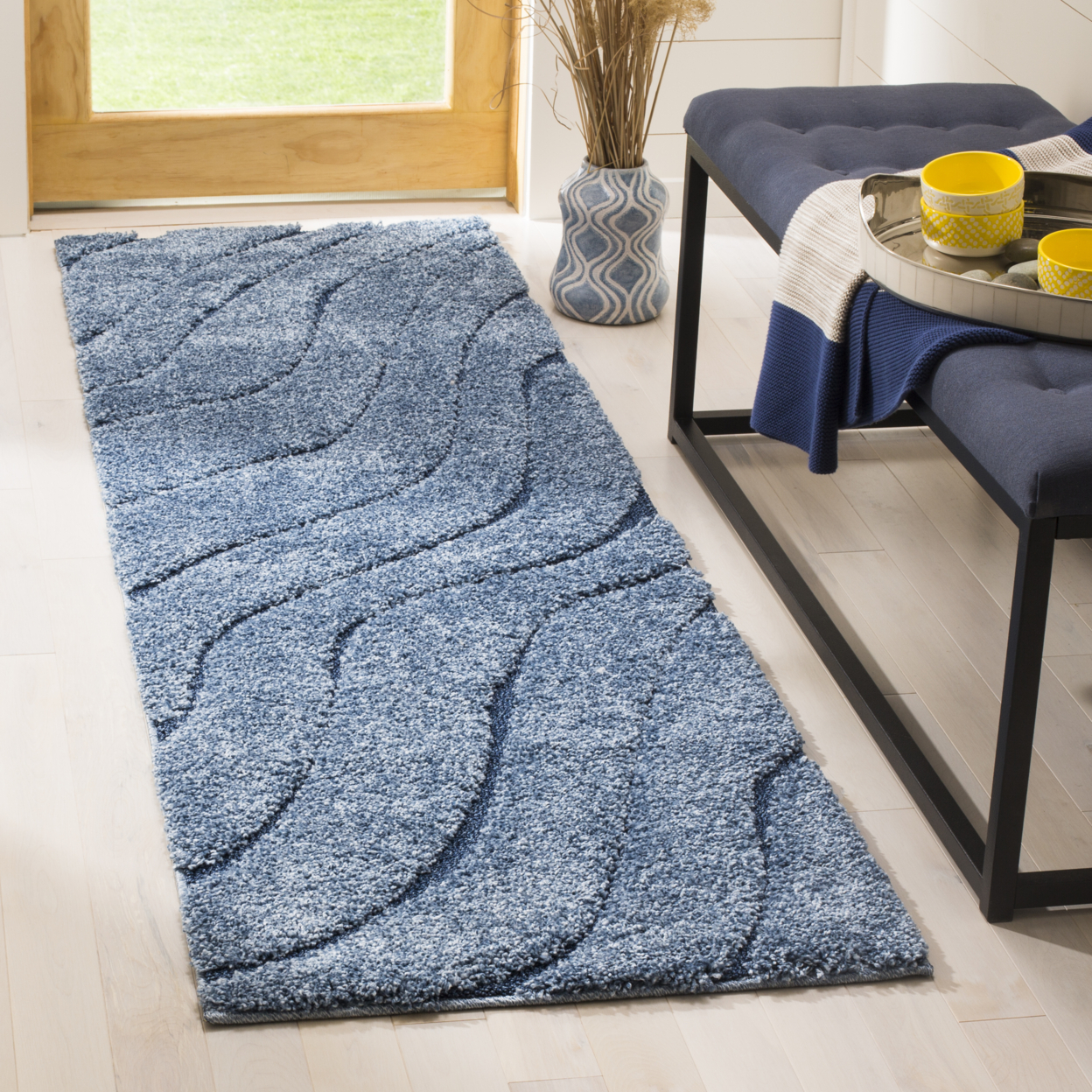 SAFAVIEH Florida Tabitha Geometric Waves Shag Runner Rug, Light Blue/Blue, 2'3\" x 7'