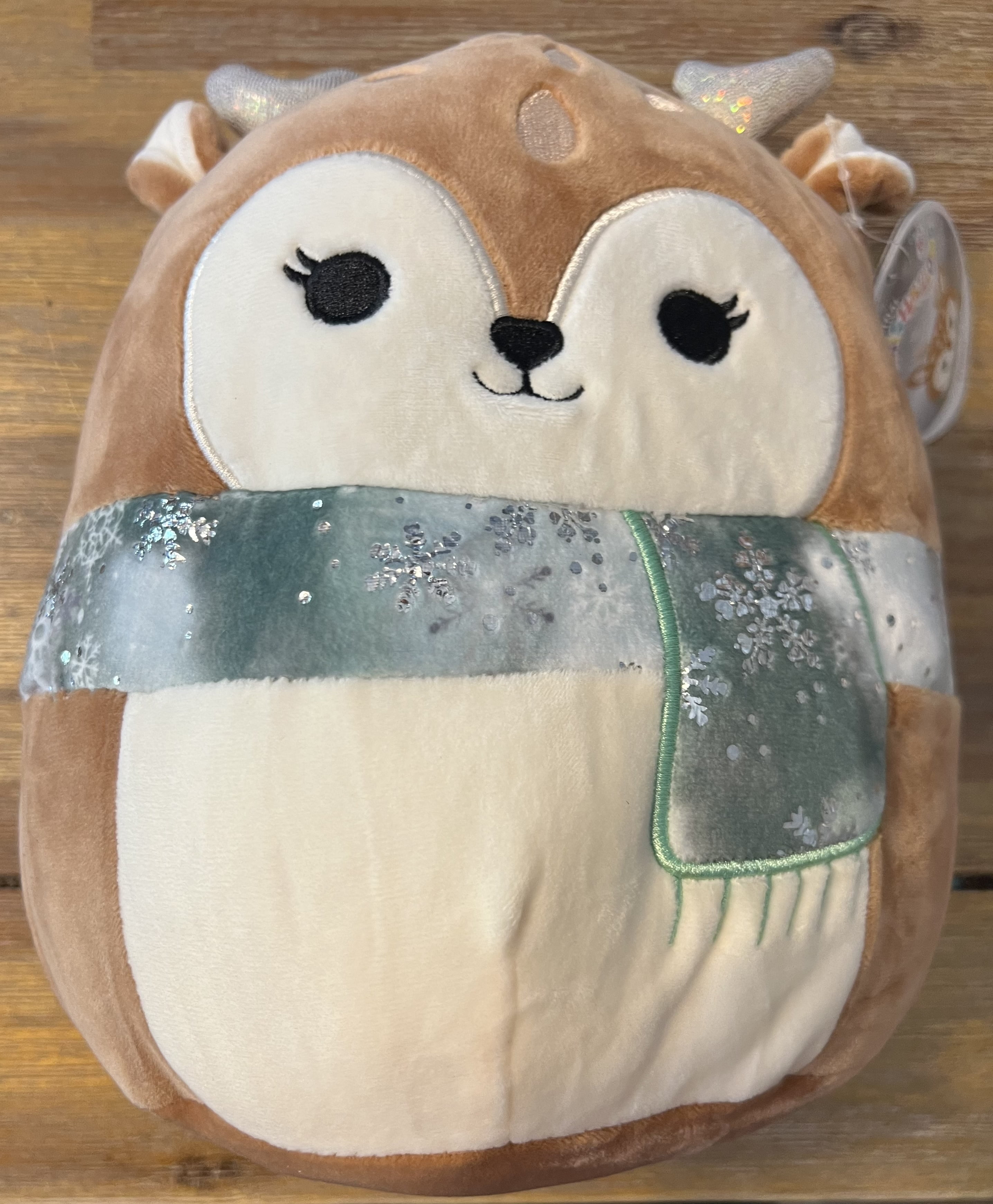 Cuddle Sawyer The 8 Inch Brown & Cream Squirrel Squishmallow Plush Hug Or Use As A Pillow. 