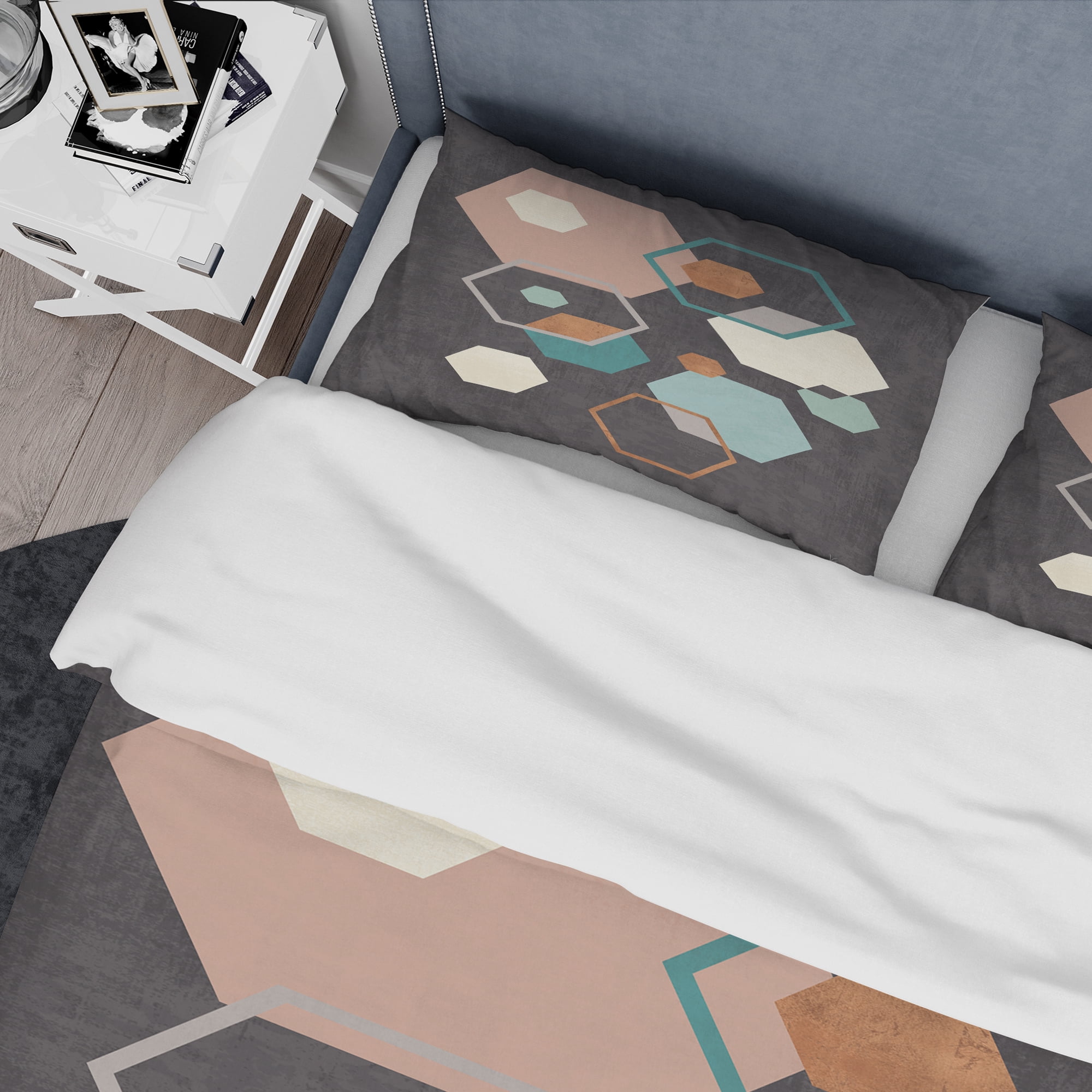 Designart 'Geometric hexagons Pattern IV' Geometric Duvet Cover Set