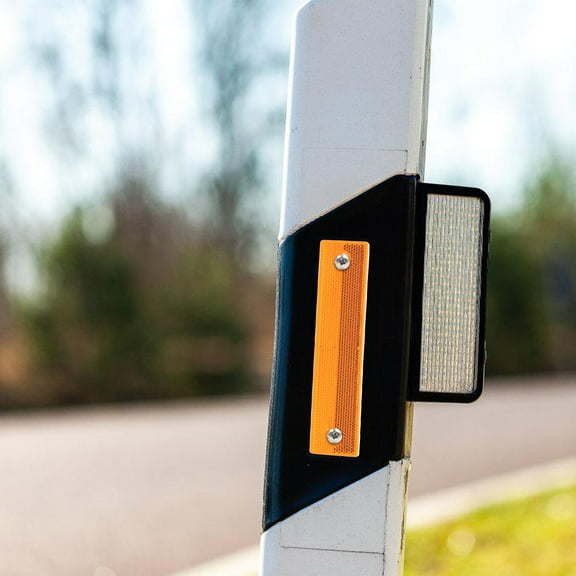 OUNONA 2pcs Highway Safety Rectangular Guardrail Reflector Reflective Road Markers Driveway Markers For Enhanced Night Visibility And Traffic Safety