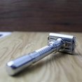 thumbnail image 4 of New Adjustable Double Edge Classic Men Shaving Safety Razors Zinc Alloy Manual Shaver with Travel B, 4 of 5