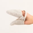 thumbnail image 4 of Guantes para horno resistentes al calor, 2 uds., protegen las manos y las superficies con agarre antideslizante, juego Ideal para manipular utensilios de cocina calientes y utensilios para h, 4 of 5