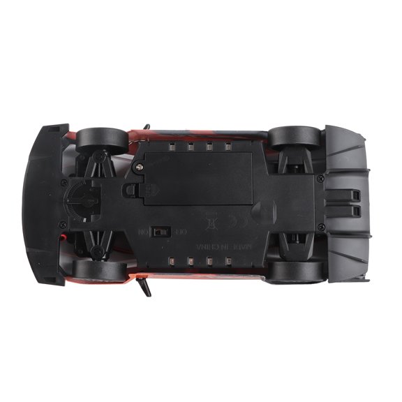 CAR 2.4GHz Control Remoto Drift Car 1:24 30 km/h Alta Velocidad Controlado Remoto Vehículo 4WD Con Luces Delanteras Luces Inferiores Luces de Ala Trasera Ruedas