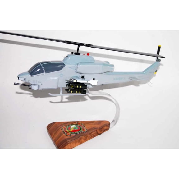 Bell® AH-1W SuperCobra, HMLA-367 Scarface,16 Mahogany Scale Model