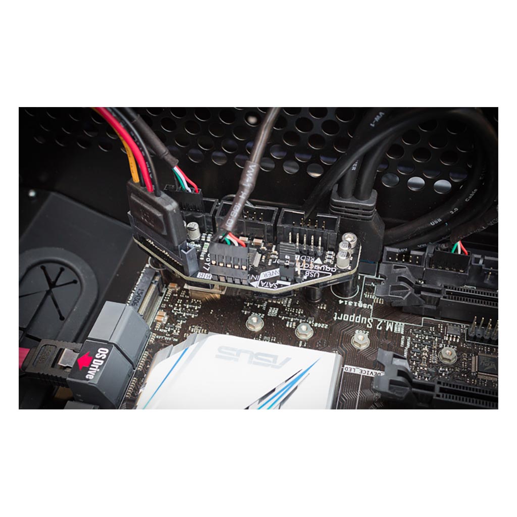 Aquacomputer HUBBY7 Internal USB 2.0 Hub