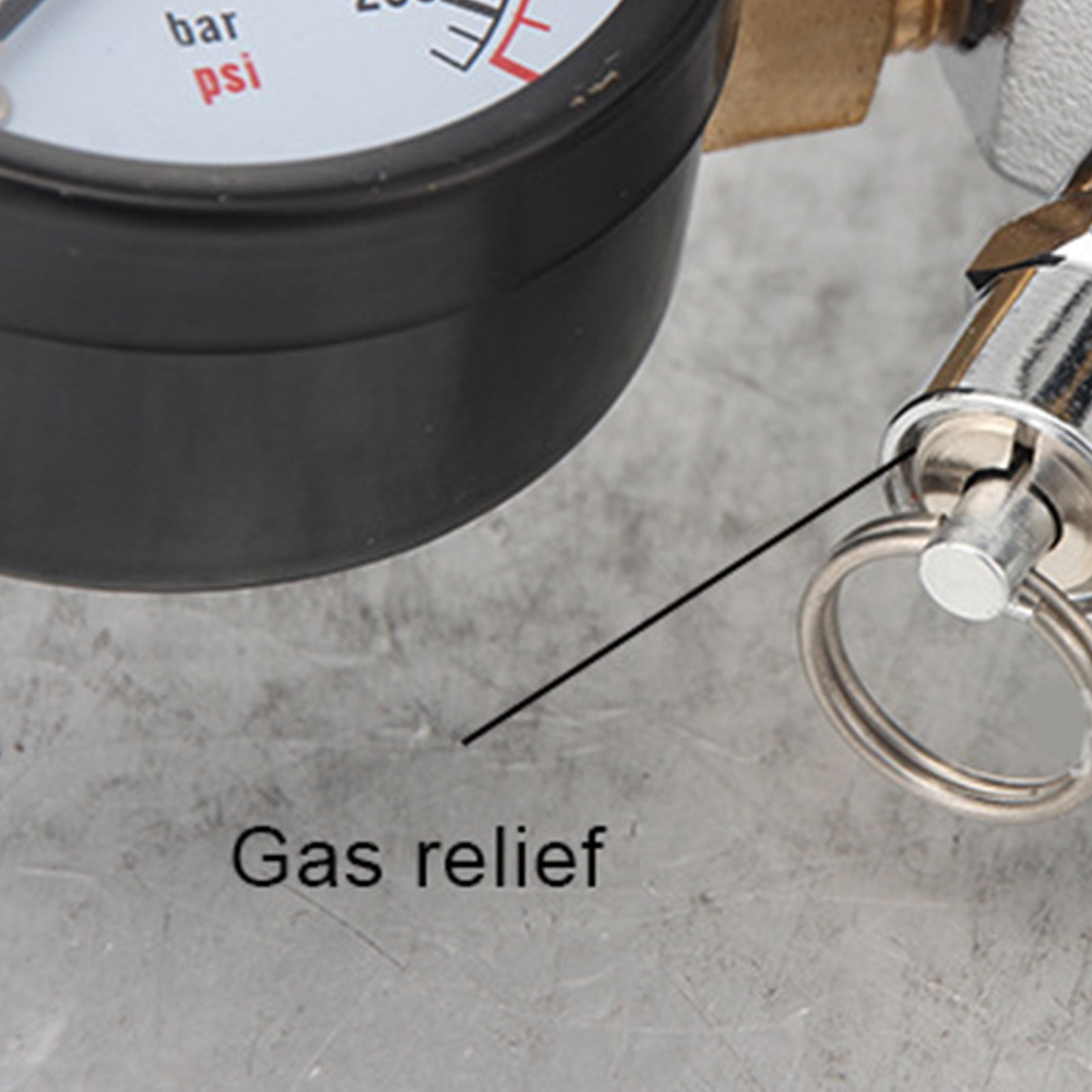 Beer Kegs CO2 Regulator with Relief Valves Carbonating Sodas Water Brewing Equipment Draft Beer Systems Accessories