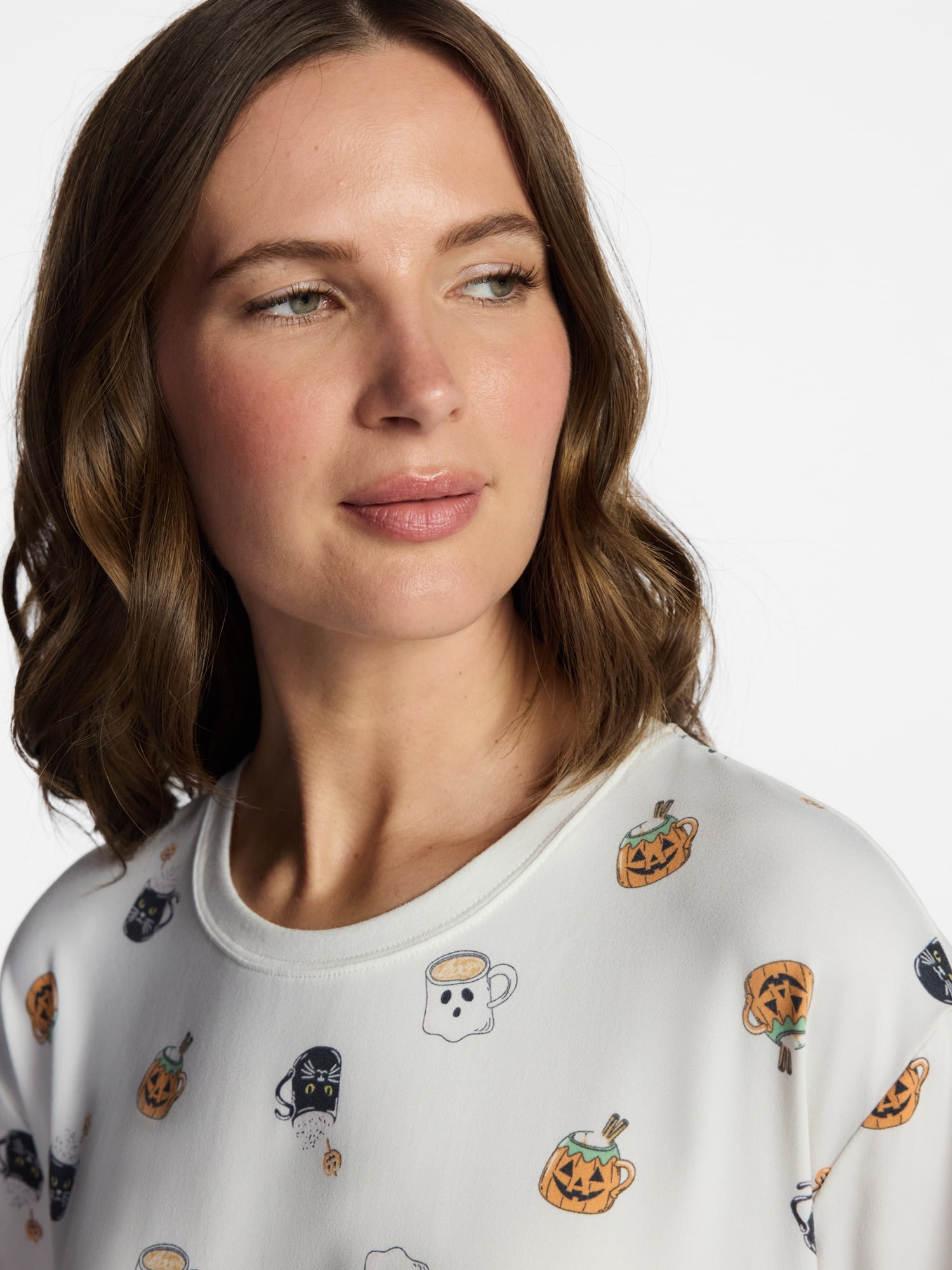 Halloween Women's Sleepshirt Top and Socks Set from Way to Celebrate, 2-Piece, Sizes XS-3X