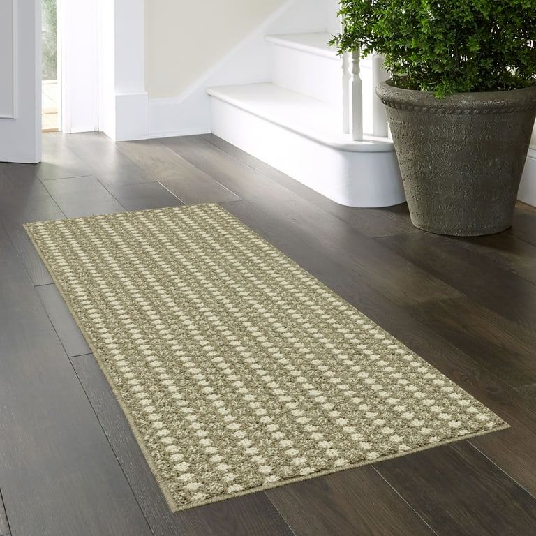Mainstays Traditional Beige Dots Indoor Hallway Runner Rug 1 8 x5 Walmart