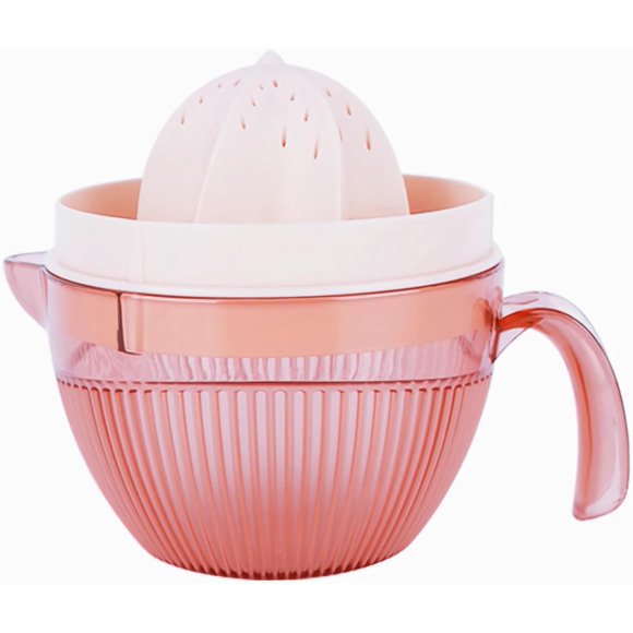 Manual Plastic Orange/Grapefruit Juicer Squeezer, Large Hand Citrus Press with Slots Strainer&20oz Cup with Spout, BPA-free, 6-Tooth Reamer Handheld Rotary Citrus Juice Extractor (Pink)