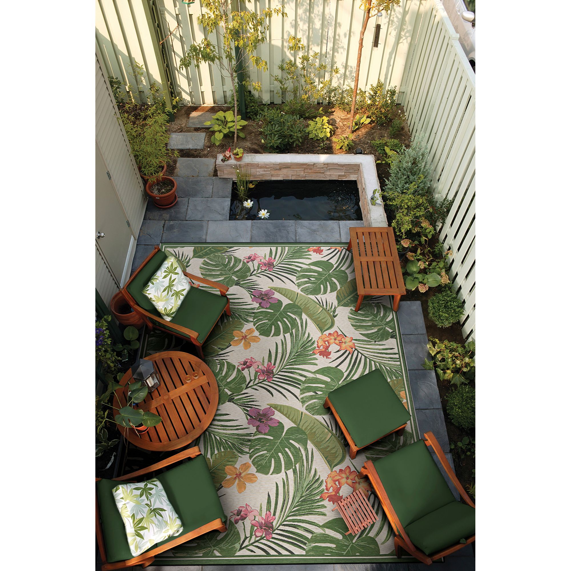 Couristan Dolce Flowering Fern Indoor / Outdoor Area Rug, Ivory-Hunter Green, 5'3" x 7'6" - image 2 of 6