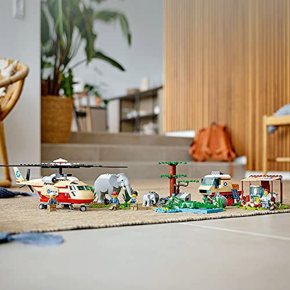 LEGO Wildlife Rescue Operation 60302 Building Set (525 Pieces)