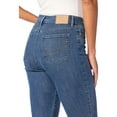 thumbnail image 4 of Levi Strauss Signature Women's and Women's Plus Mid Rise Capri Jeans, Sizes 2-28, 4 of 7