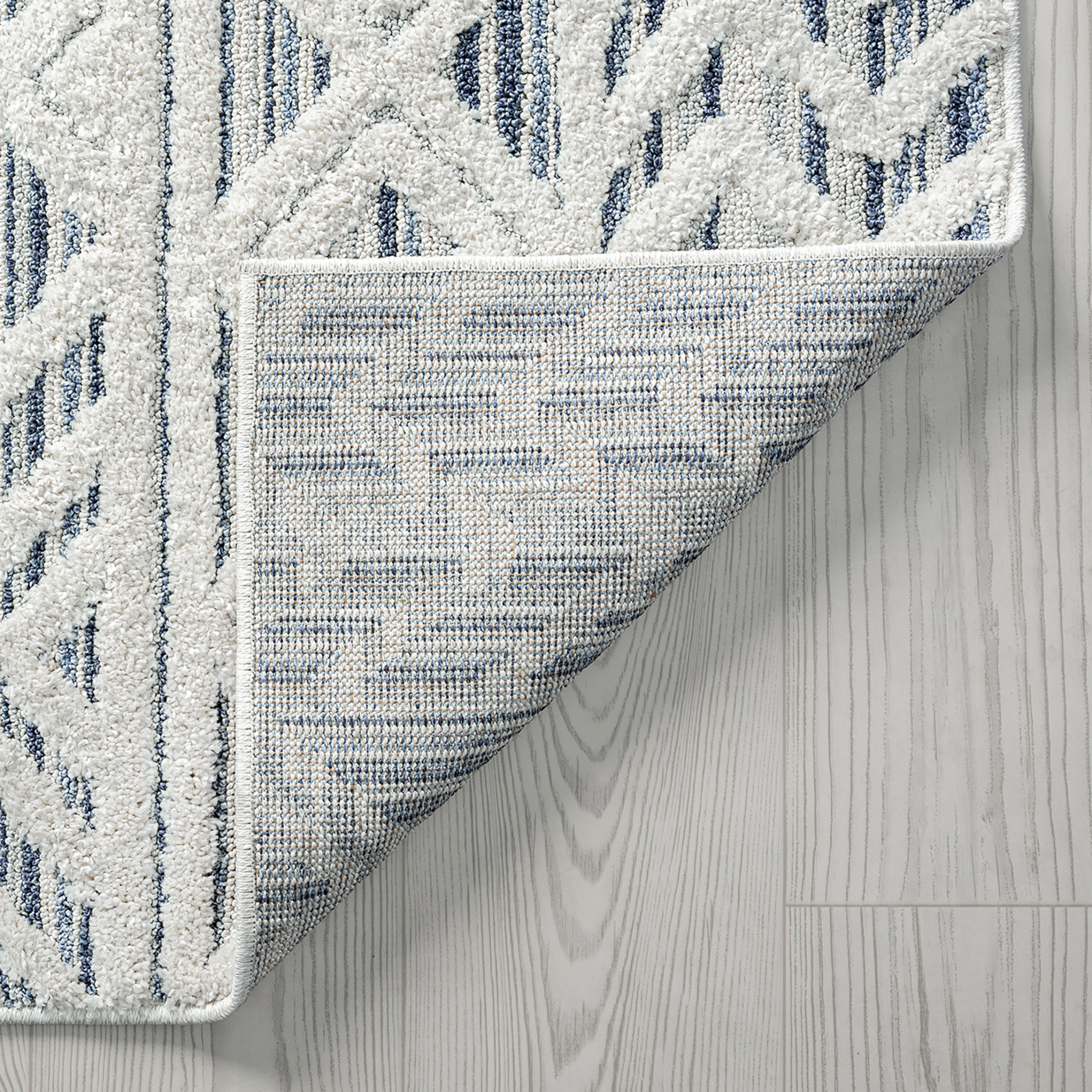 Transitional 5x8 Area Rug (5'3'' x 7'3'') Moroccan Blue, Cream Living Room Easy to Clean