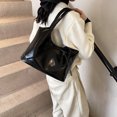thumbnail image 2 of Axila para Mujeres Tada PU Cuero Con Bolsas Bolsillo Interior, 2 of 9