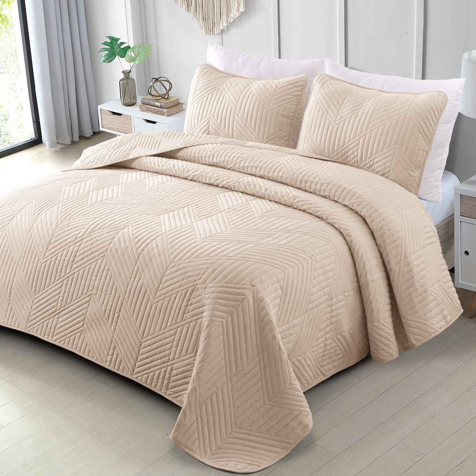 Exclusivo Mezcla California King Quilt Bedding Set, Lightweight Brich Beige Oversized King Bedspreads Soft Modern Geometric Coverlet Set