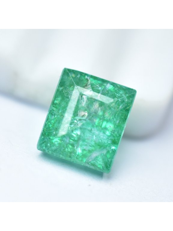 Gemsgrowth Natural Green Emerald Loose Gemstone, Emerald Cut, 9x8mm, Certified, for Jewelry Making, Pendant, Ring, Necklace, Engagement