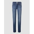 thumbnail image 2 of DL1961 Chloe Skinny Jean, 2 of 2