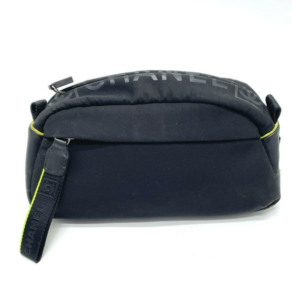 Pre-Owned Chanel Sports line Bag Cluch Bag Pouch Black (Fair)