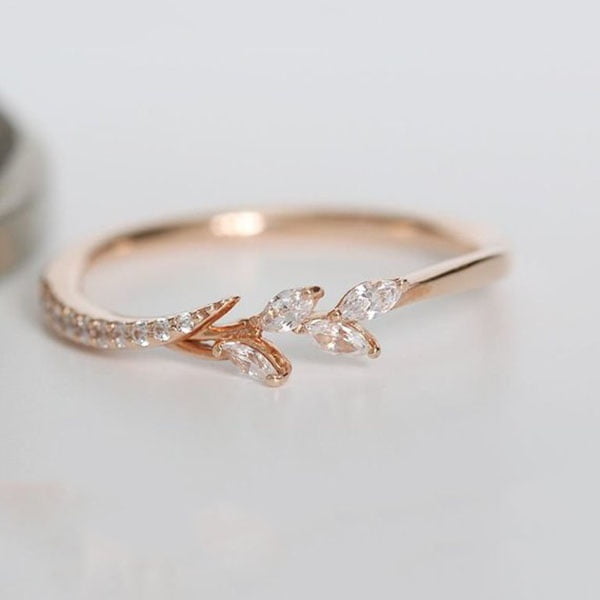 18k Rose Gold Eternity Filigree Leaf Diamond Engagement Wedding Band Rings