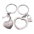 thumbnail image 1 of RCMOMENT Fashion Sweethearts Metal Llavero Mujeres y Hombres Letras Llavero Colgante Carevas Llavero, 1 of 6