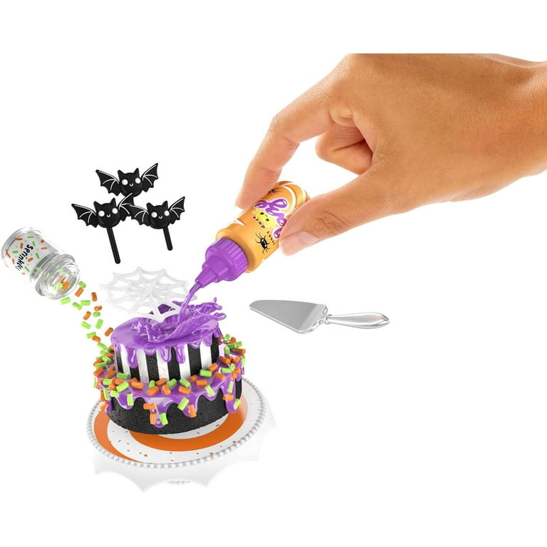 MGA Entertainment Miniverse Halloween Beetlejuice Mystery Pack