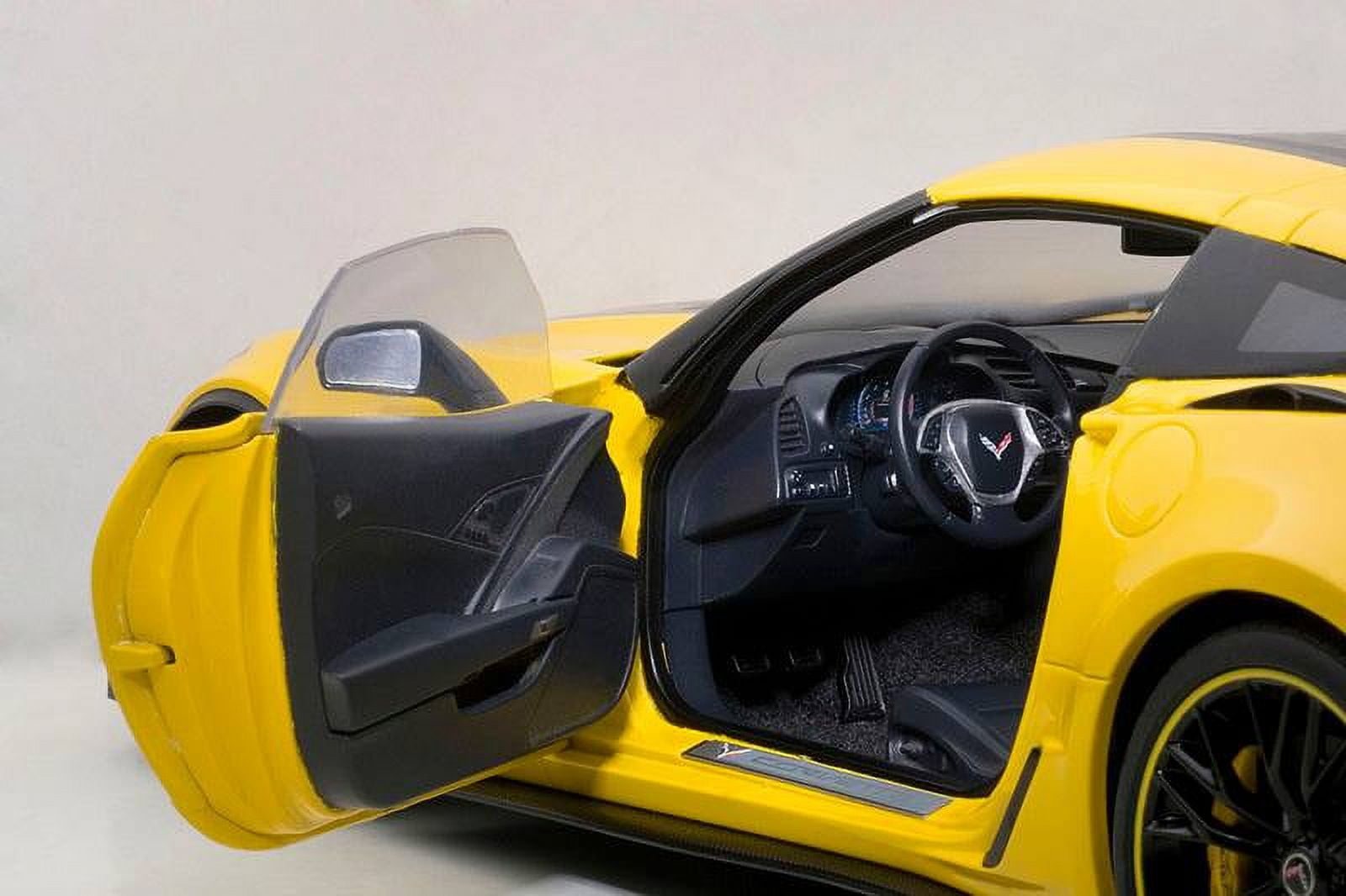 1:18 Chevrolet Corvette C7 Z06 C7R Edição Modelo Carro