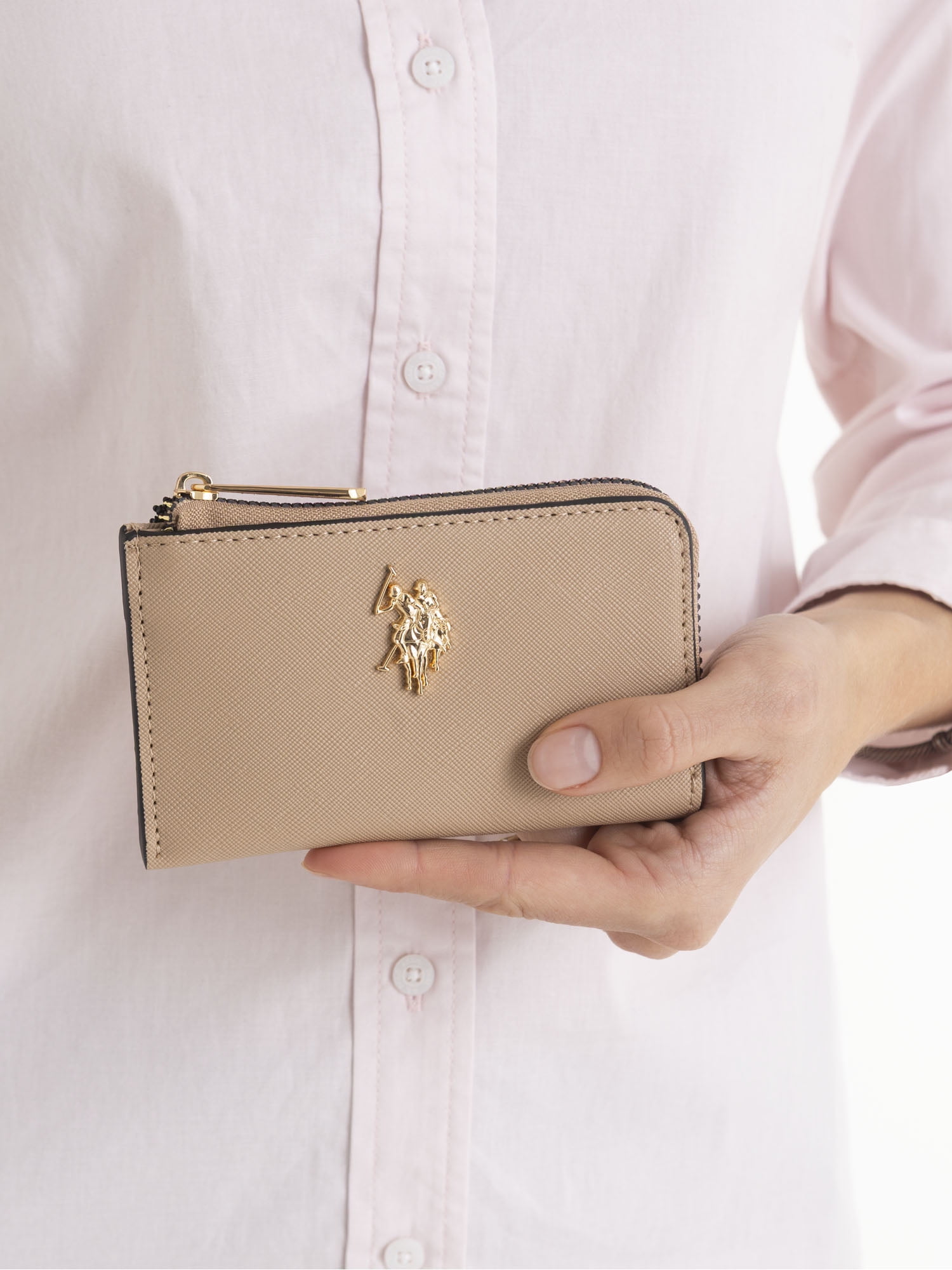 U.S. Polo Assn. Women's Zip Coin Wallet, Sand
