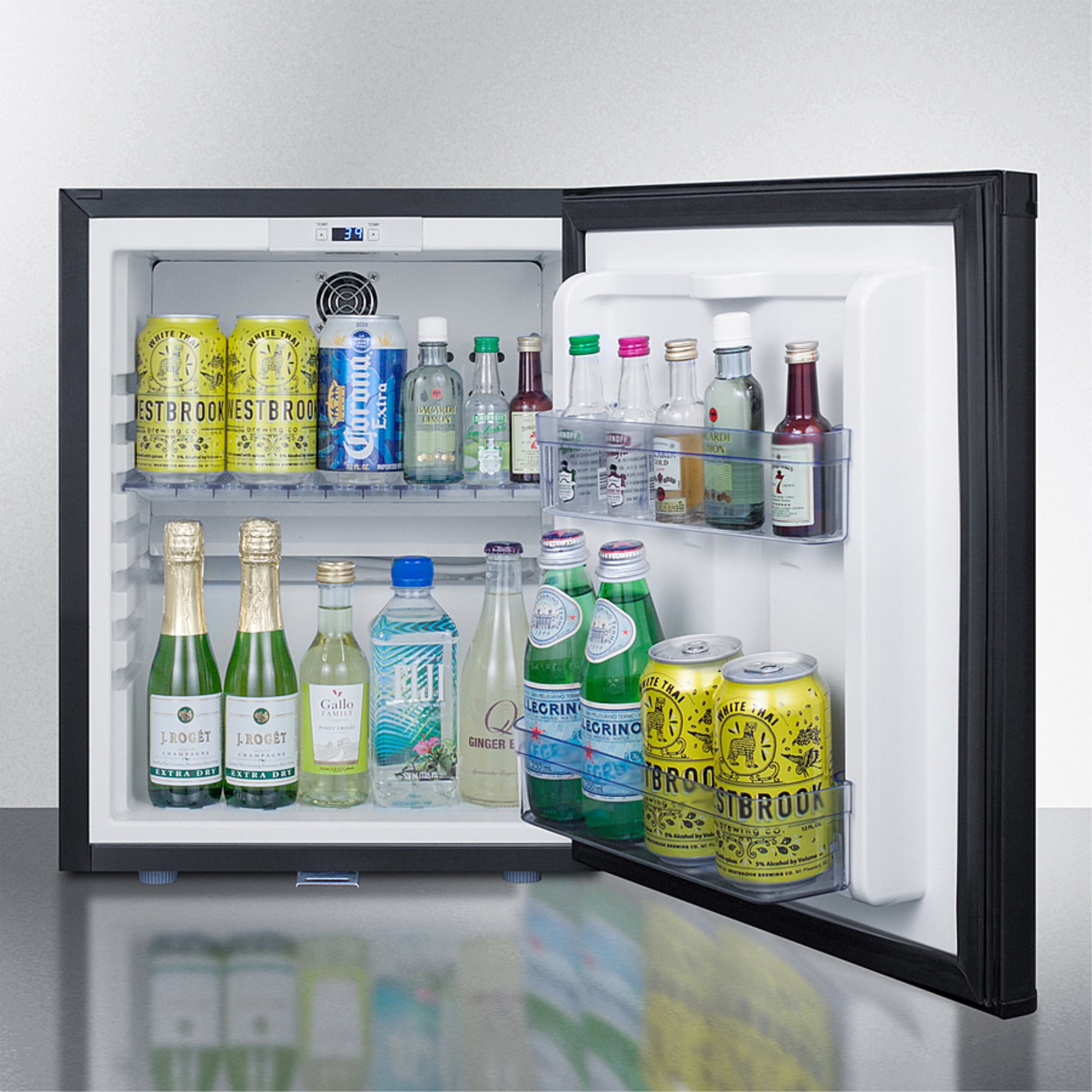 Summit Mb12 16 in Wide 0.7 Cu. Ft. Compact Refrigerator - Black