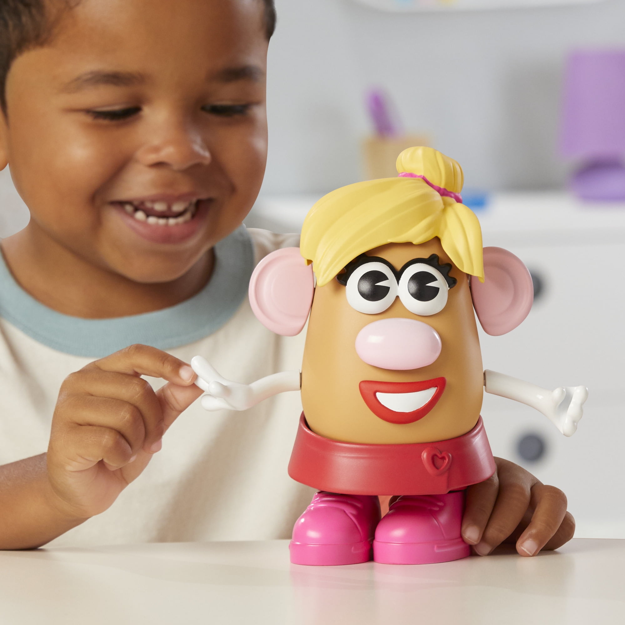 Potato Head Mrs. Potato Head Toy with 12 Pieces, Preschool Toys for Ages 2+  (图5)
