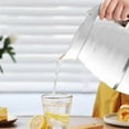 thumbnail image 5 of Meilleure Vente Chaude! Bouilloire Électrique Pliable de Voyage - Chaudière à Eau et Théière en Silicone Portable et Pratique pour le Camping - Rangement Facile avec Cordon d'Alimentation Détachable Ï14blancï14, 5 of 5