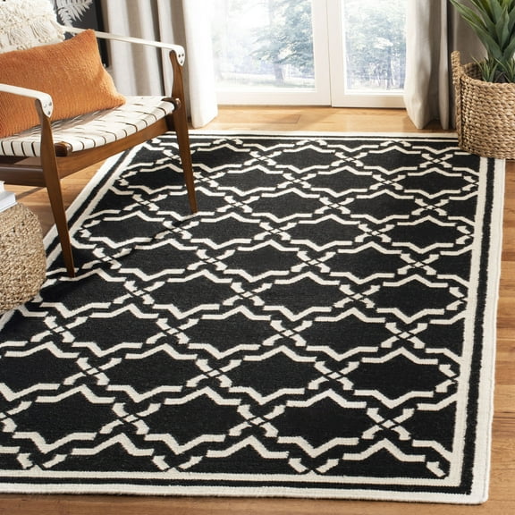 Safavieh Dhurries Myles Geometric Area Rug, Black/Ivory, 4' x 6'