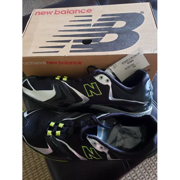 NEW BALANCE BRAND NEW TRACK SHOES SIZE 15 COLOR BLACK/GREEN/SILVER..NIB..LOOK.