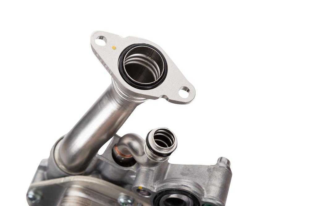 GM Genuine Parts 25195799 Engine Oil Cooler and Oil Filter