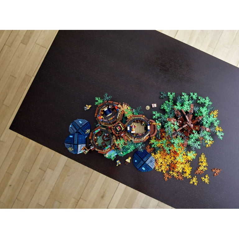 LEGO Ideas Tree House 21318, Model Set with 3 Cabins and