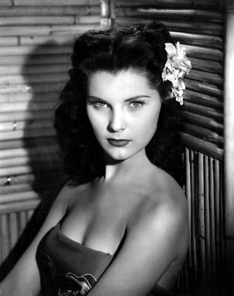 Debra Paget Headshot With Flowers In Hair Photo Print 8 X 10 Walmart Com