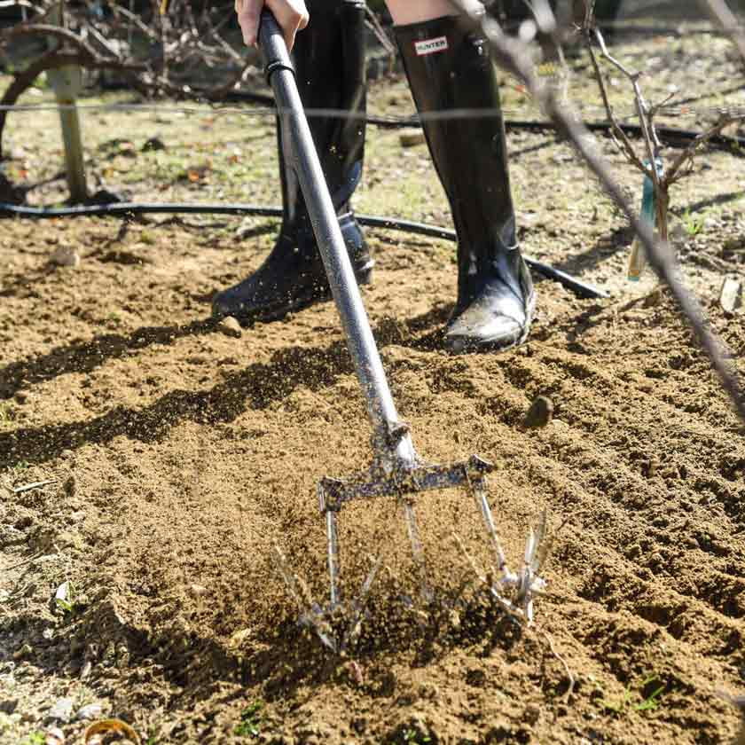 Yard Butler Garden Soil Cultivator Bundle - Long-Handled Hand Tiller and Rotary Garden Cultivator Set - Gardening Tools for Tilling, Mixing Soil or Planting - Suitable for Gardens, Lawns and Outdoor