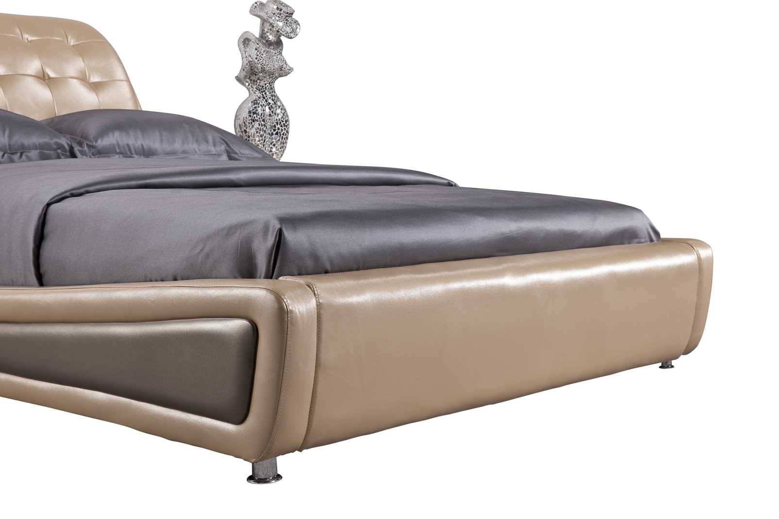 US Pride Furniture Victoria faux-leather Platform Bed, Gold, California King, B8047-CK