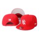 thumbnail image 1 of Gorra de béisbol ajustable M-L-B de los Yankees Unisex, 1 of 4