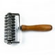thumbnail image 3 of Herramientas para hornear Cuchillo de acero inoxidable con mango de madera para pizza, cortador de bocadillos, cuchillo de malla para pizza, 3 of 4