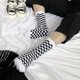 thumbnail image 2 of Calcetines a cuadros geométricos para hombre y mujer, medias de algodón, estilo Harajuku, Hip Hop, ropa de calle, novedad, 2 of 4