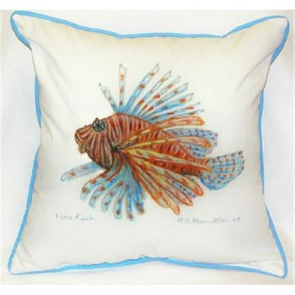 Lion Fish Guest Towel Throw Pillow, 18 x 18 in.