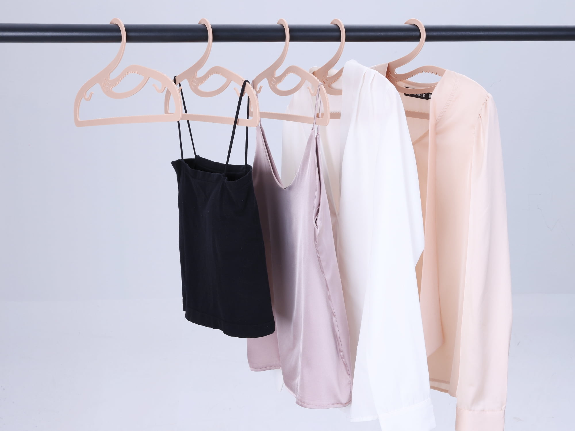 Unique Bargains Plastic Swan Non-Slip Space Saving Clothes Hangers 20 Pack Light Pink