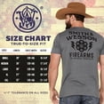 thumbnail image 4 of Camiseta Smith & Wesson con licencia oficial para hombre, color negro, 4 of 7