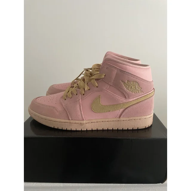 A i r-Jor-dan 1 Mid Coral Gold Sneakers Size 10.5
