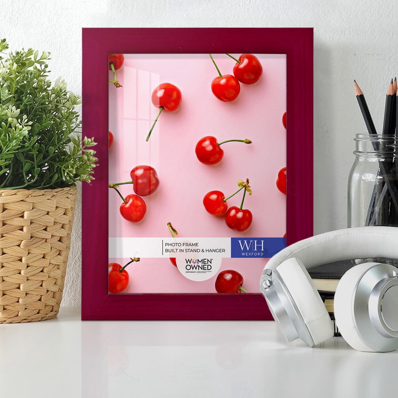Woodgrain 6 in. x 8 in. Cherry Red Picture Frame Set (Set of 4)
