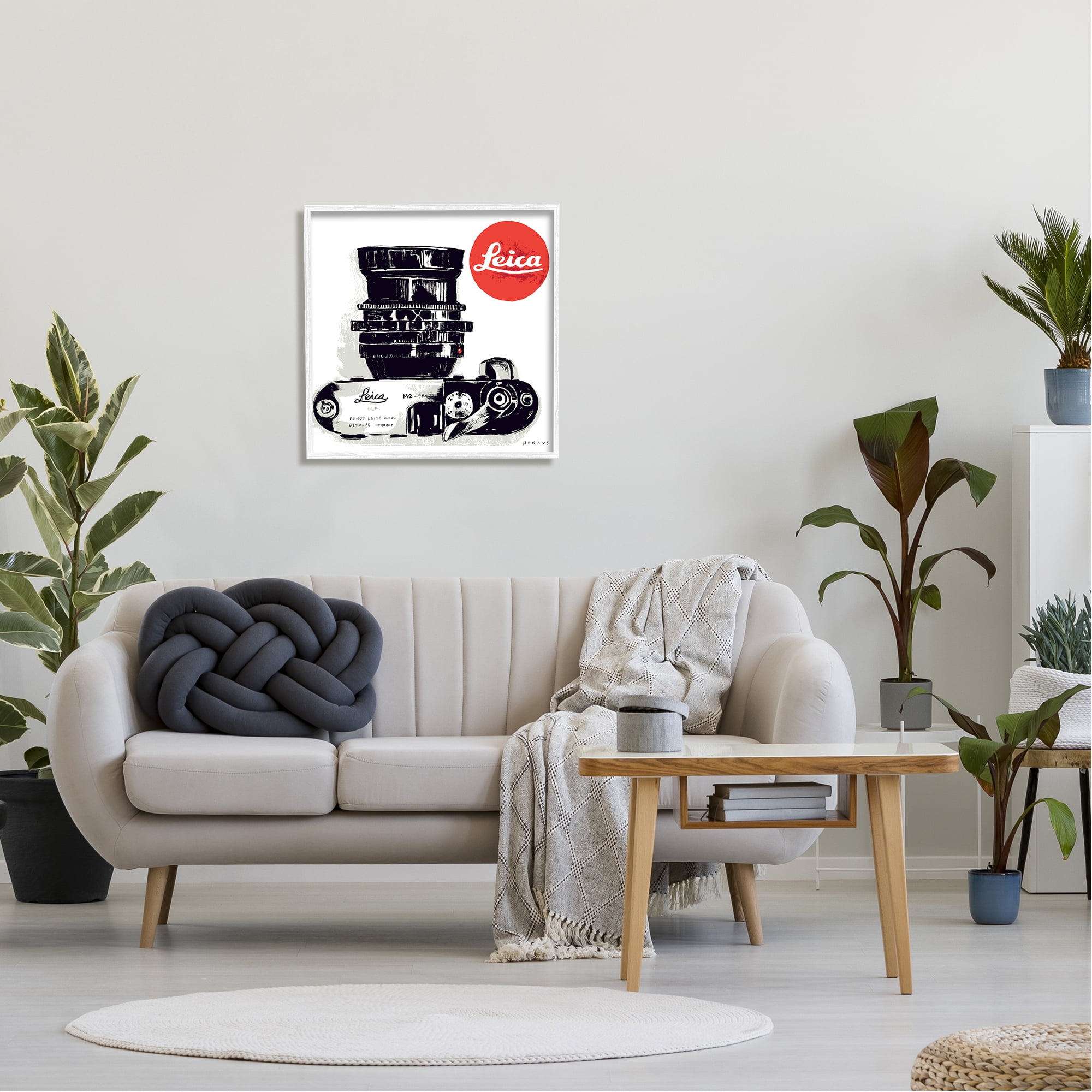 Stupell Industries Vintage Camera Ad Beauty & Fashion Painting White Framed Art Print Wall Art, 24 x 24