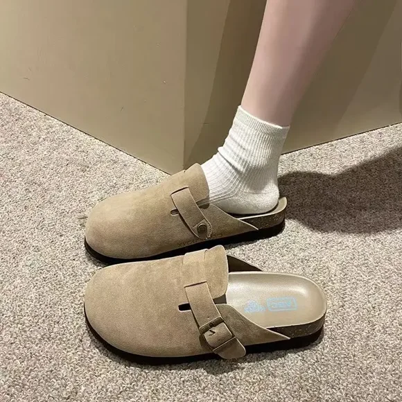 Pantoufles Fermées pour Femmes Printemps 2024 Sabots Sandales en Cuir Suédé pour Femmes Mode Rétro Mule de Jardin Sabots Mules tzw